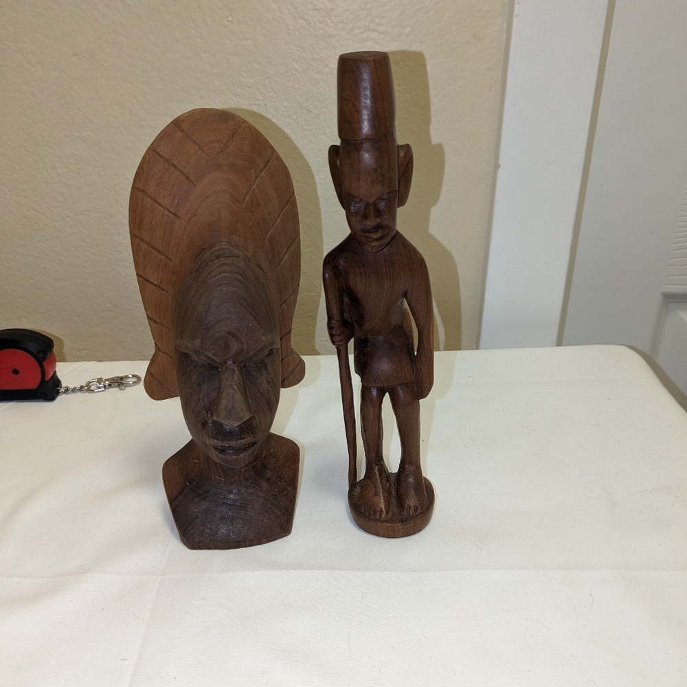 2 pc Vintage Hand Carved African Decor